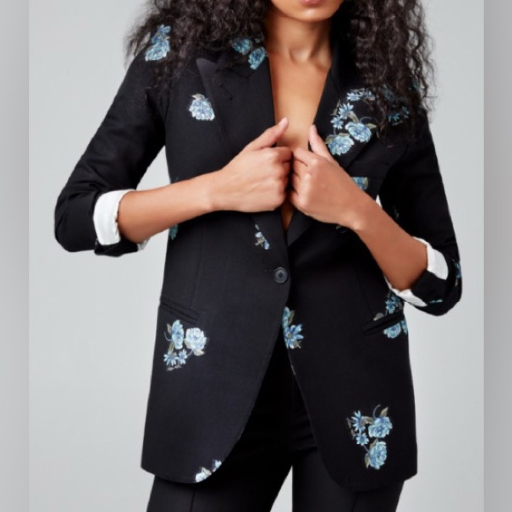 BNWT Smythe 90’s Blazer Black Floral, size Small